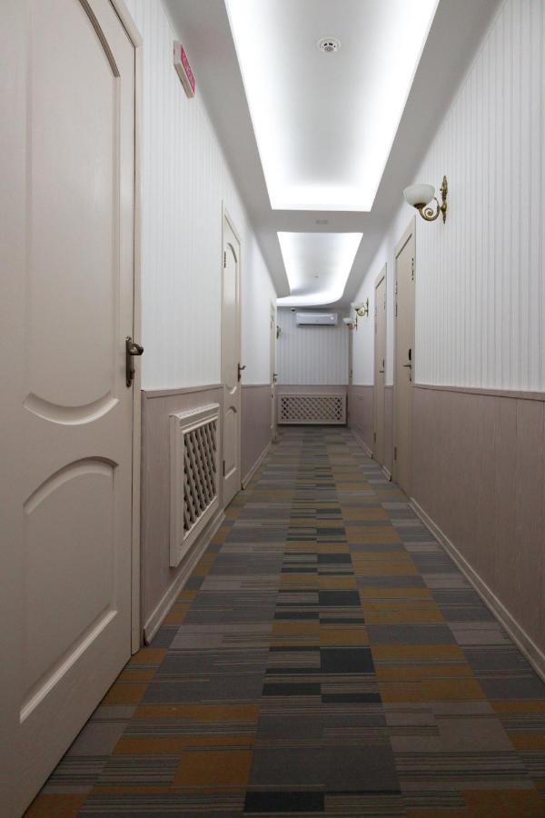 Persian Palace Hotel Kiev Extérieur photo