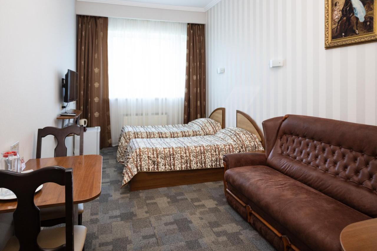 Persian Palace Hotel Kiev Extérieur photo